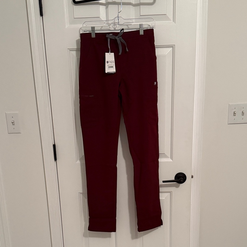 Figs - Women’s Burgundy Yola XS Tall Skinny Scrub Pants